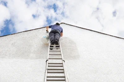 Peinture extérieure à Aizier — façades et ravalement